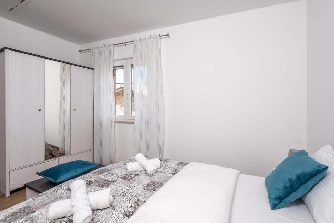 Apartman Palada Zminj Экстерьер фото